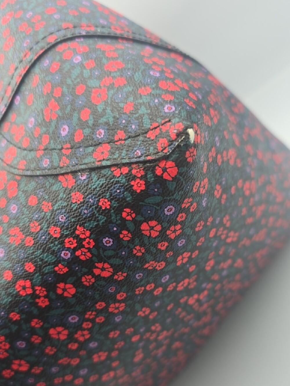 Coach Black & Red Reversable Floral/ Black Large Tote W Silver Hardware (GOOD)🥀 - Picture 11 of 15
